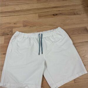 Peter Millar Men's White Drawstring Shorts
